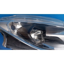 LAMPA PRAWY PRZÓD EU 9810805880 SOCZEWKA PEUGEOT 208 LIFT