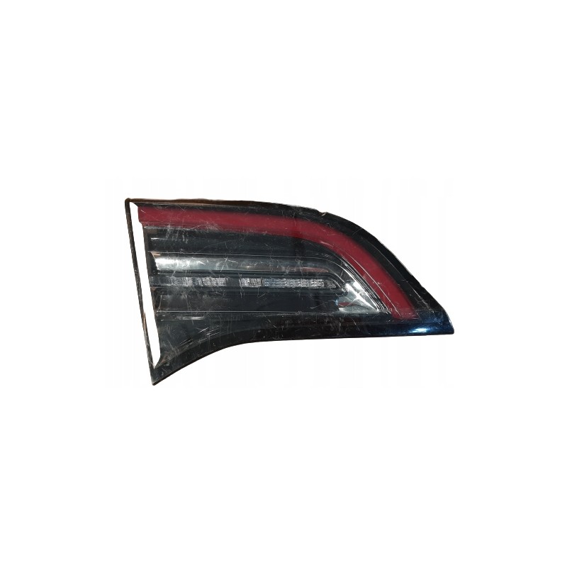 TESLA MODEL 3 LAMPA LEWY TYŁ W KLAPE 1077401 1077403