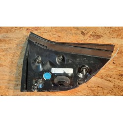 TESLA MODEL 3 LAMPA LEWY TYŁ W KLAPE 1077401 1077403