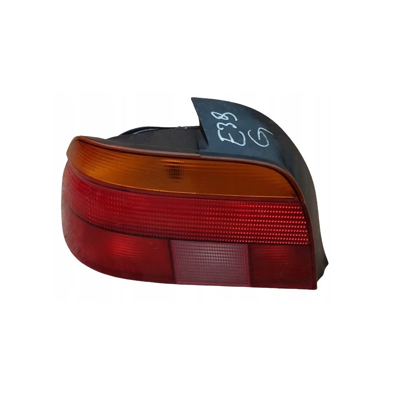 BMW E39 SEDAN LAMPA LEWY TYŁ TYLNA 8358031