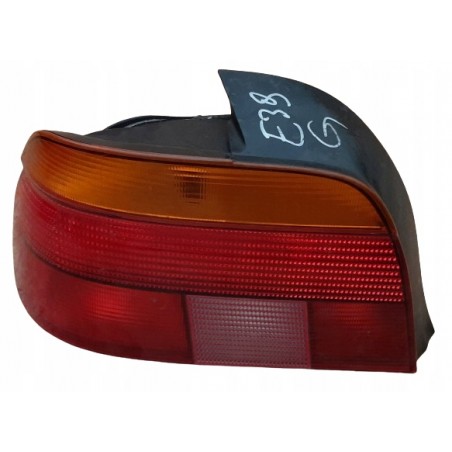 BMW E39 SEDAN LAMPA LEWY TYŁ TYLNA 8358031