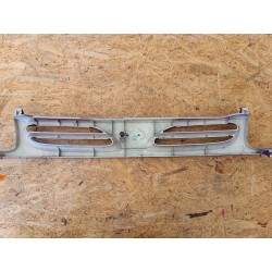 KRATKA GRILL ATRAPA ZDERZAKA PRZÓD 623105F600 NISSAN MICRA K11