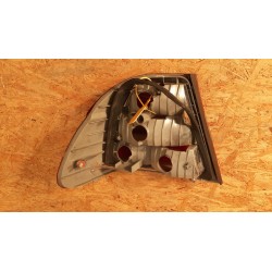 BMW E46 LIFT SEDAN LAMPA TYLNA TYŁ PRAWA 6910532