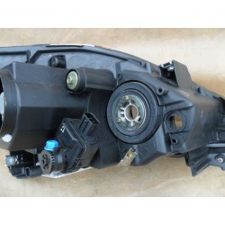 LAMPA REFLEKTOR LEWY PRZÓD EU STANLEY P5117L XENON MAZDA 5 V 2005-