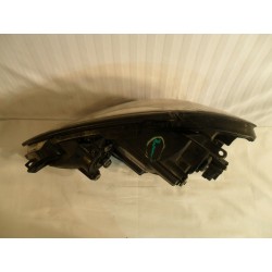 LAMPA PRAWY PRZÓD EU TOYOTA AVENSIS VERSO 2001-