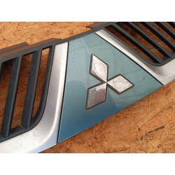 KRATKA GRILL ATRAPA ZDERZAKA PRZÓD 7450A037 MITSUBISHI OUTLANDER II 2006-
