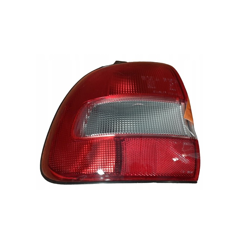 SUZUKI BALENO KOMBI LAMPA TYLNA TYŁ LEWA 043-2140