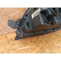 LAMPA PRAWY PRZÓD EU REFLEKTOR 69500010 IVECO DAILY IV III 2006-