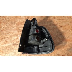 SUZUKI BALENO KOMBI LAMPA TYLNA TYŁ LEWA 043-2140