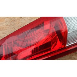 NISSAN X-TRAIL T30 LAMPA LEWA TYŁ TYLNA