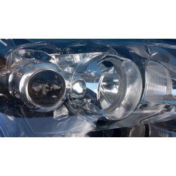 LAMPA PRAWY PRZÓD EUROPA XENON NISSAN GTR GT-R 2008-