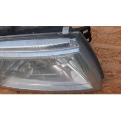 LAMPA PRAWY PRZÓD MITSUBISHI CARISMA LIFT EU