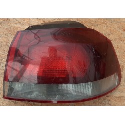 VOLKSWAGEN GOLF VI HB LAMPA PRAWA TYŁ TYLNA 5K0945096E