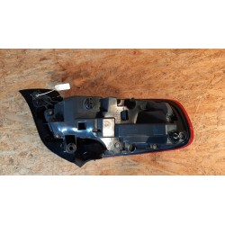 BMW 2 F22 F23 LCI LIFT LAMPA PRAWA TYŁ TYLNA 7420992