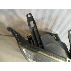 LAMPA PRAWY PRZÓD EU 246898-00R FORD FUSION 2002-