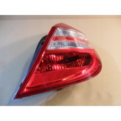 LAMPA PRAWY TYŁ HYUNDAI I30 HB