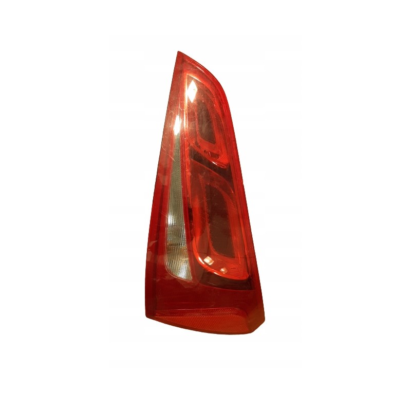 AUDI Q5 8R LAMPA TYLNA TYŁ PRAWA 8R0945094