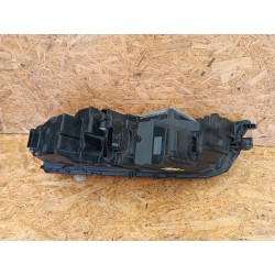 LAMPA PRAWY PRZÓD EU REFLEKTOR 5E1941016D SKODA OCTAVIA III 3 LIFT LED