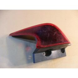 LAMPA PRAWY TYŁ TYLNA TOYOTA AURIS II LIFT KOMBI