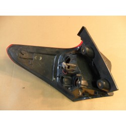 LAMPA PRAWY TYŁ TYLNA TOYOTA AURIS II LIFT KOMBI