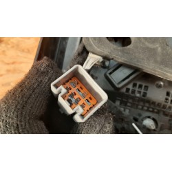 LAND ROVER DISCOVERY V LAMPA TYLNA TYŁ PRAWA