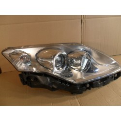 LAMPA PRAWY PRZÓD EU 89901835 RENAULT LAGUNA III 3 260100032R