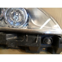 LAMPA PRAWY PRZÓD EU 89901835 RENAULT LAGUNA III 3 260100032R