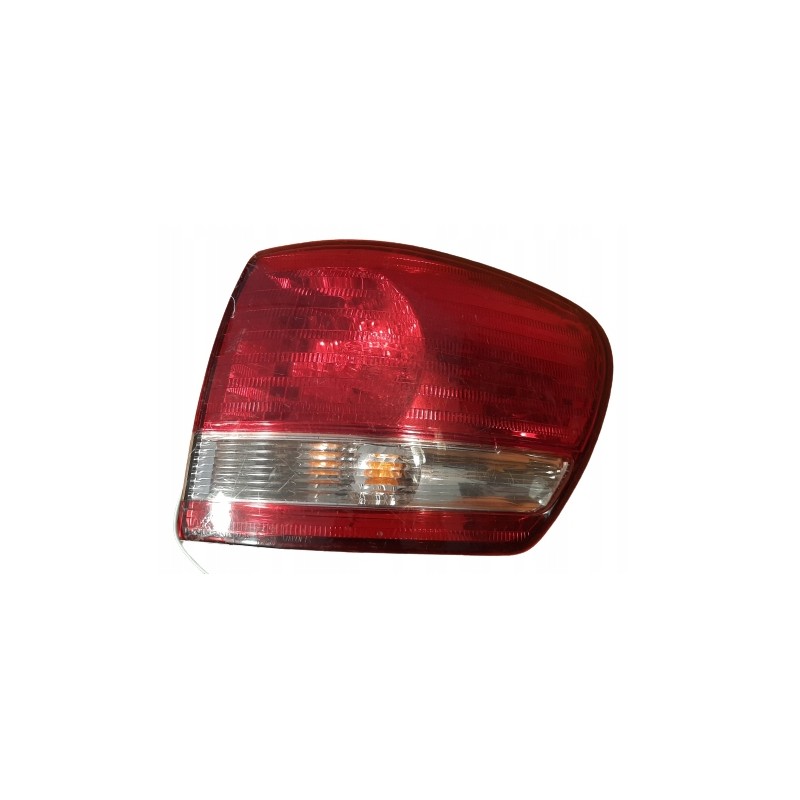 LAMPA PRAWY TYŁ TOYOTA AVENSIS VERSO