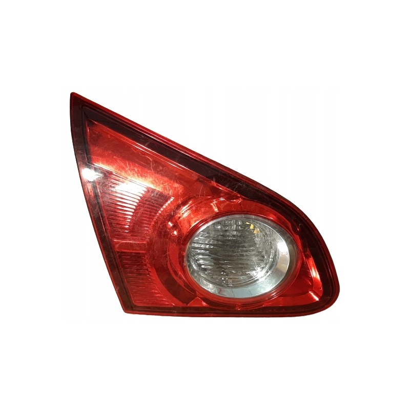 NISSAN QASHQAI J10 LAMPA TYLNA TYŁ LEWA W KLAPĘ 26555JD800