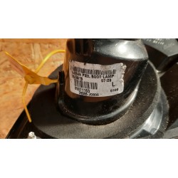 NISSAN QASHQAI J10 LAMPA TYLNA TYŁ LEWA W KLAPĘ 26555JD800