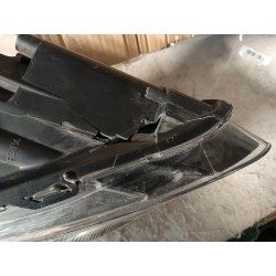 LAMPA PRAWY PRZÓD EU 260100653R RENAULT CLIO IV 4