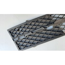 KRATKA ZDERZAKA PRAWA BMW 5 F10