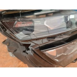 LAMPA PRAWY PRZÓD REFLEKTOR EU LED SKODA KAMIQ 658941016B