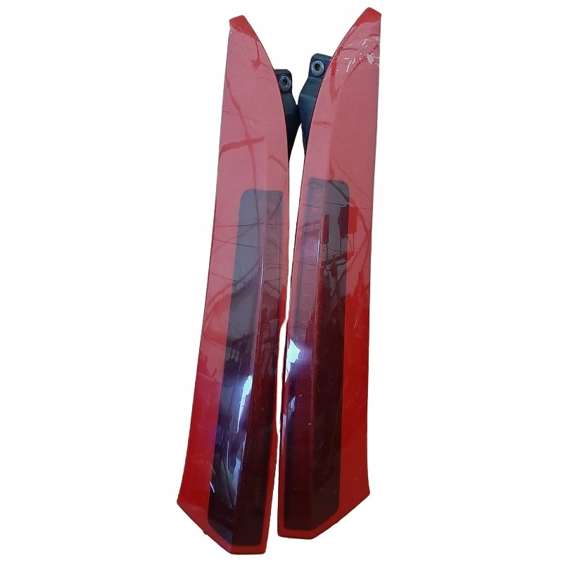 VOLVO XC90 I LAMPA LEWA PRAWA TYŁ TYLNA 30678221 30678220