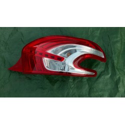 LAMPA PRAWY TYŁ PEUGEOT 208 EU 9672628380
