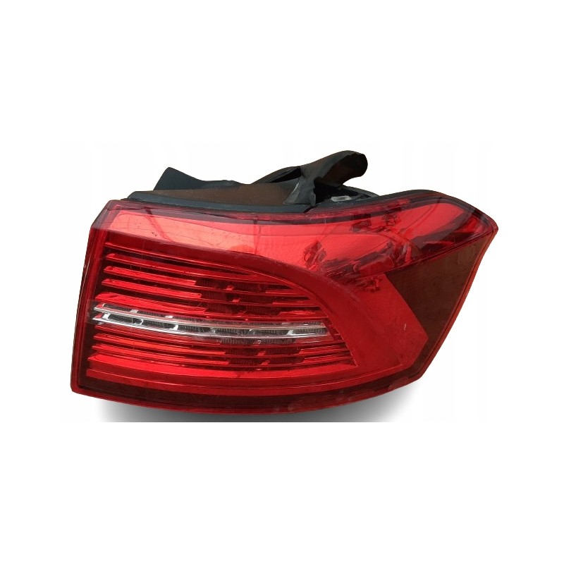 VOLKSWAGEN PASSAT B8 KOMBI LAMPA LED PRAWA TYŁ TYLNA 3G9945208J