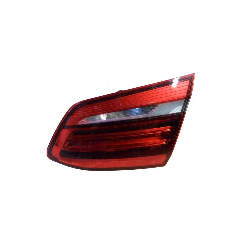 BMW 2 F45 LAMPA PRAWA TYŁ TYLNA W KLAPĘ 7311032