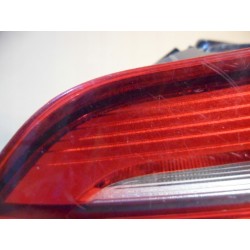 BMW 2 F45 LAMPA PRAWA TYŁ TYLNA W KLAPĘ 7311032