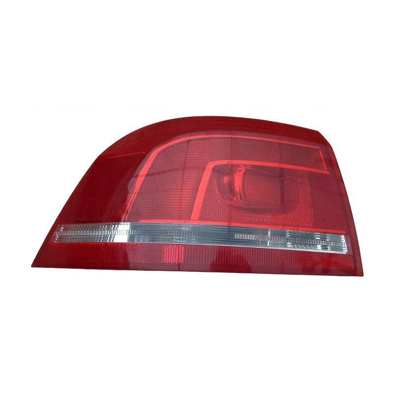 VOLKSWAGEN PASSAT B7 LAMPA TYLNA TYŁ LEWA 3AF945095A