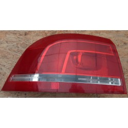 VOLKSWAGEN PASSAT B7 LAMPA TYLNA TYŁ LEWA 3AF945095A