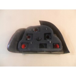 BMW E39 SEDAN LAMPA PRAWY TYŁ TYLNA 8358032