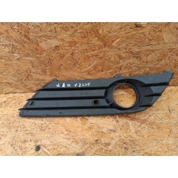 ATRAPA ZAŚLEPKA ZDERZAKA PRAWA PRZÓD KRATKA 13126026 OPEL ASTRA III H