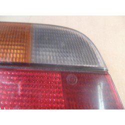 BMW 3 E36 SEDAN LAMPA LEWY TYŁ TYLNA