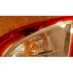 RENAULT CLIO III LIFT LAMPA TYLNA TYŁ PRAWA 8200776050