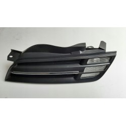 KIERUNKOWSKAZ NERKA LEWA GRILL NISSAN MICRA K12