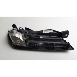 KIERUNKOWSKAZ NERKA LEWA GRILL NISSAN MICRA K12