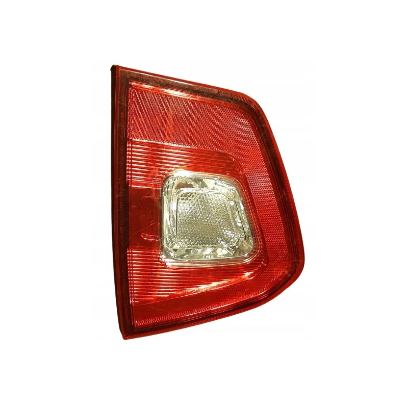 SUZUKI IGNIS 3 III LAMPA TYLNA TYŁ PRAWA W KLAPĘ