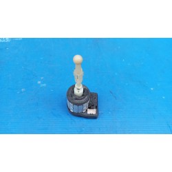 SILNICZEK REGULACJI LAMPY PRZÓD XENON CITROEN C4 PICASSO 6NM008944