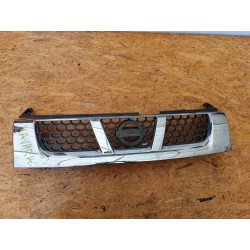 KRATKA GRILL ATRAPA ZDERZAKA PRZÓD 62310VK000 NISSAN NAVARA D22 LIFT 02-