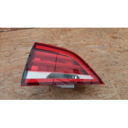 BMW F46 LCI LAMPA PRAWA TYŁ TYLNA W KLAPĘ 7329792